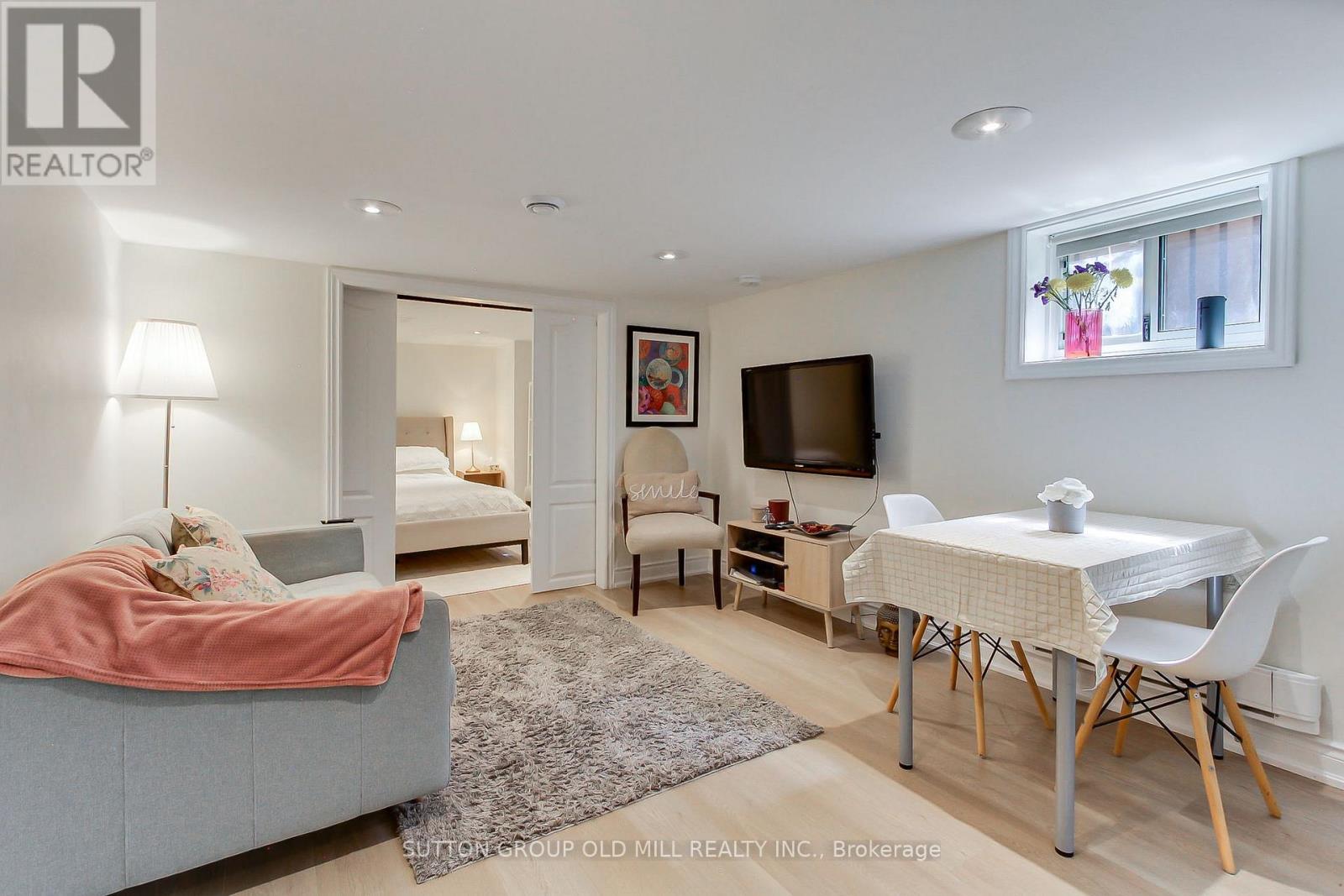 8 Lockheed Boulevard, Toronto, Ontario  M9P 2H6 - Photo 33 - W13816724