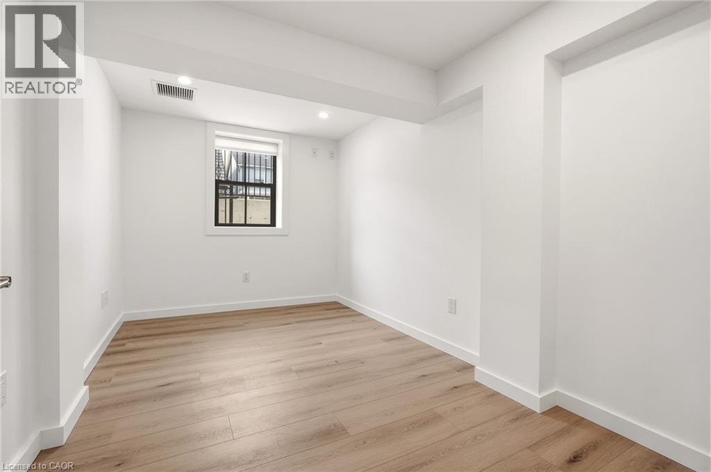 326 Wilson Street E Unit# Room 3, Ancaster, Ontario  L9G 2C2 - Photo 28 - 40865443