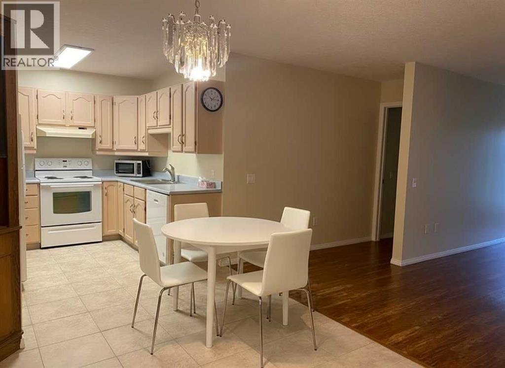 1118, 1818 Simcoe Boulevard SW, Calgary, Alberta  T3H 3L9 - Photo 4 - A2311908