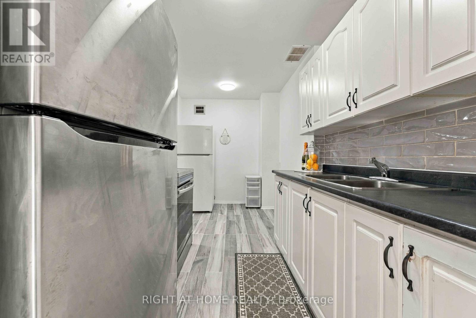 207 - 980 Gulf Place, Ottawa, Ontario  K1K 3Y1 - Photo 11 - X13816738