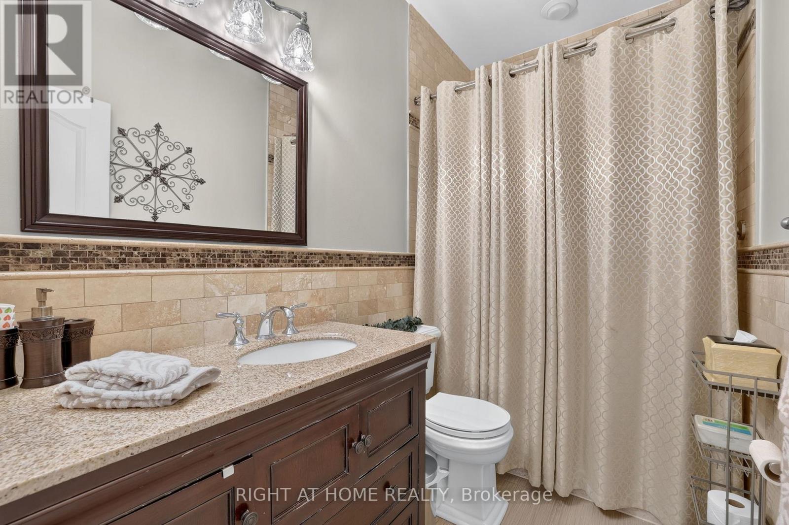 66 Sanremo Court, Vaughan, Ontario  L4H 1K5 - Photo 18 - N13816734