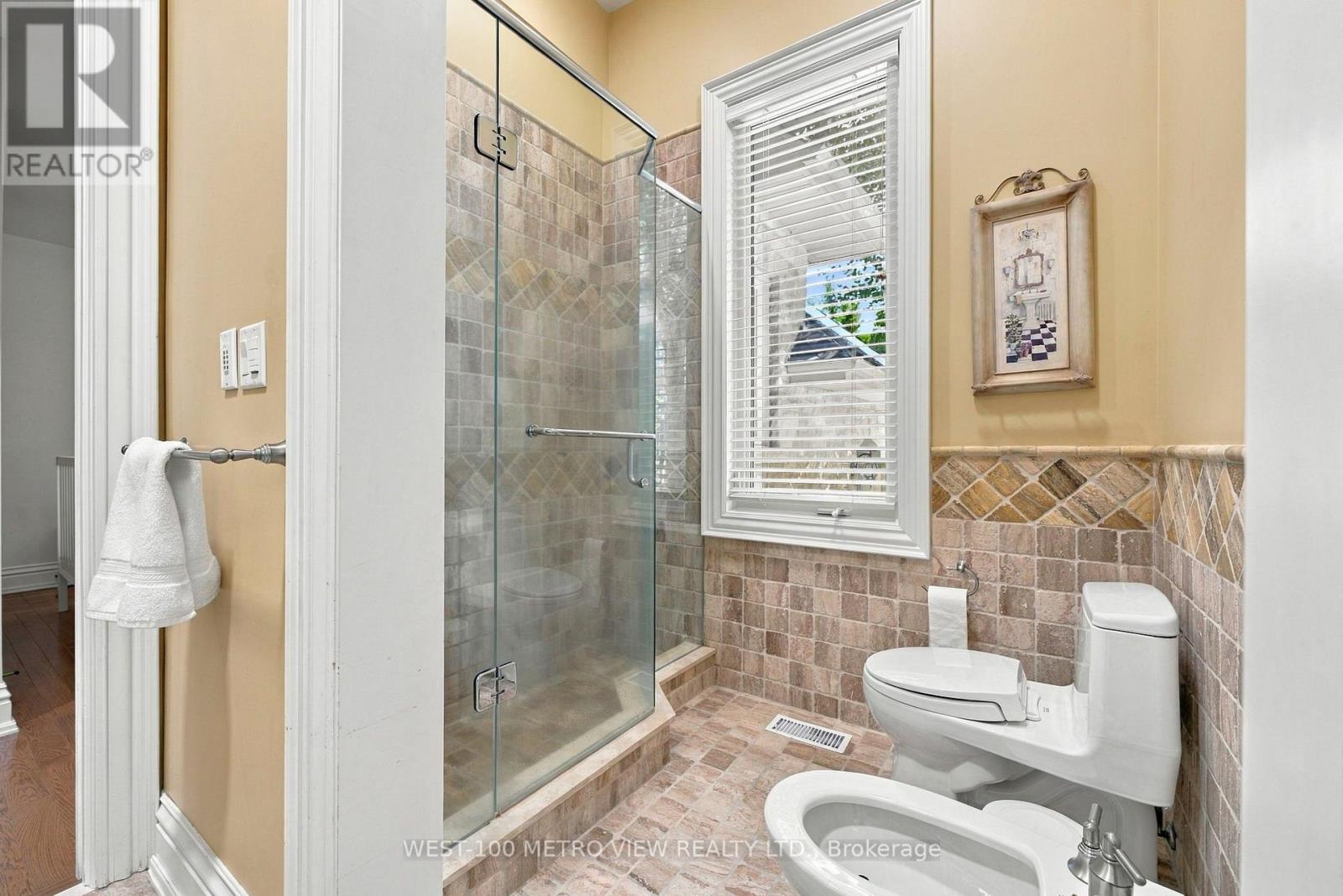 36 Abbruzze Court, Vaughan, Ontario  L4L 8Z1 - Photo 30 - N13816748