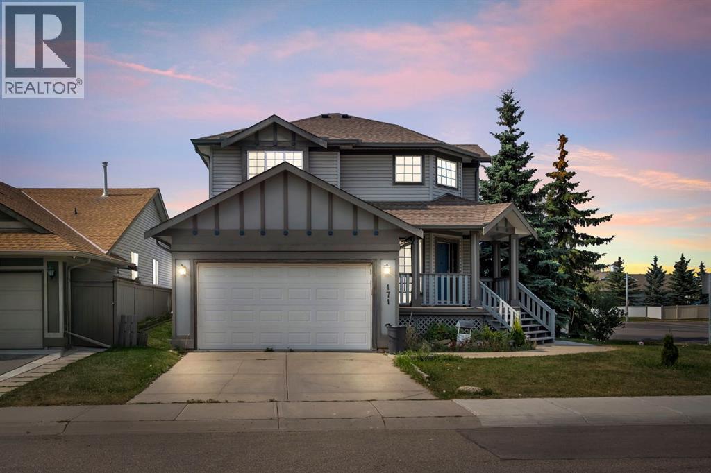 171 Willowbrook Drive NW, Airdrie, Alberta  T4B 2W5 - Photo 1 - A2300271