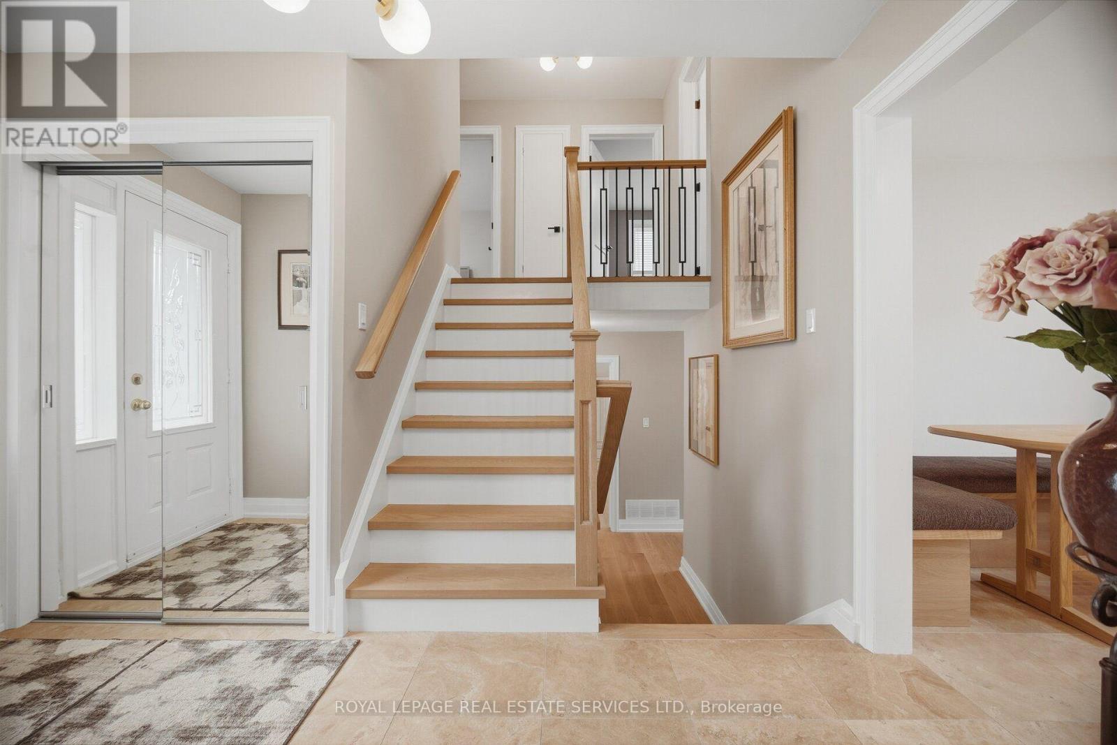726 Netherton Crescent, Mississauga, Ontario  L4Y 2M4 - Photo 19 - W13816764