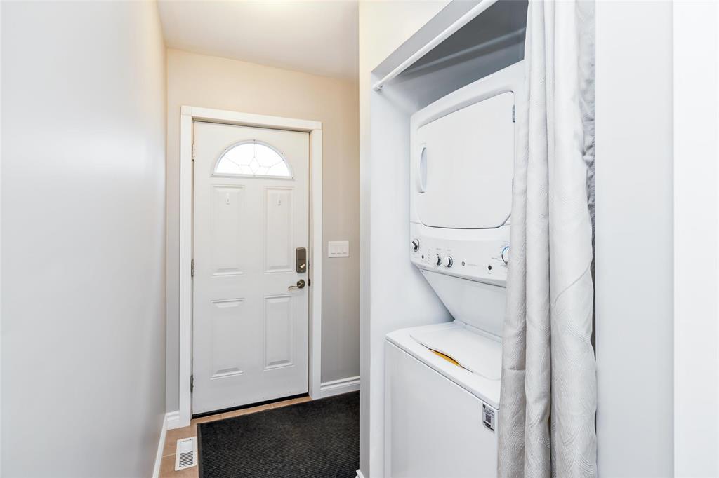 1904 Bannatyne Avenue W, Winnipeg, Manitoba  R2R 0B3 - Photo 23 - 202623779
