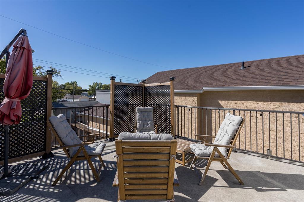 1904 Bannatyne Avenue W, Winnipeg, Manitoba  R2R 0B3 - Photo 35 - 202623779