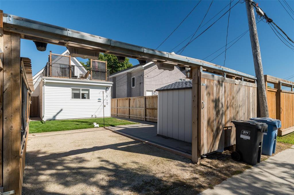 1904 Bannatyne Avenue W, Winnipeg, Manitoba  R2R 0B3 - Photo 42 - 202623779