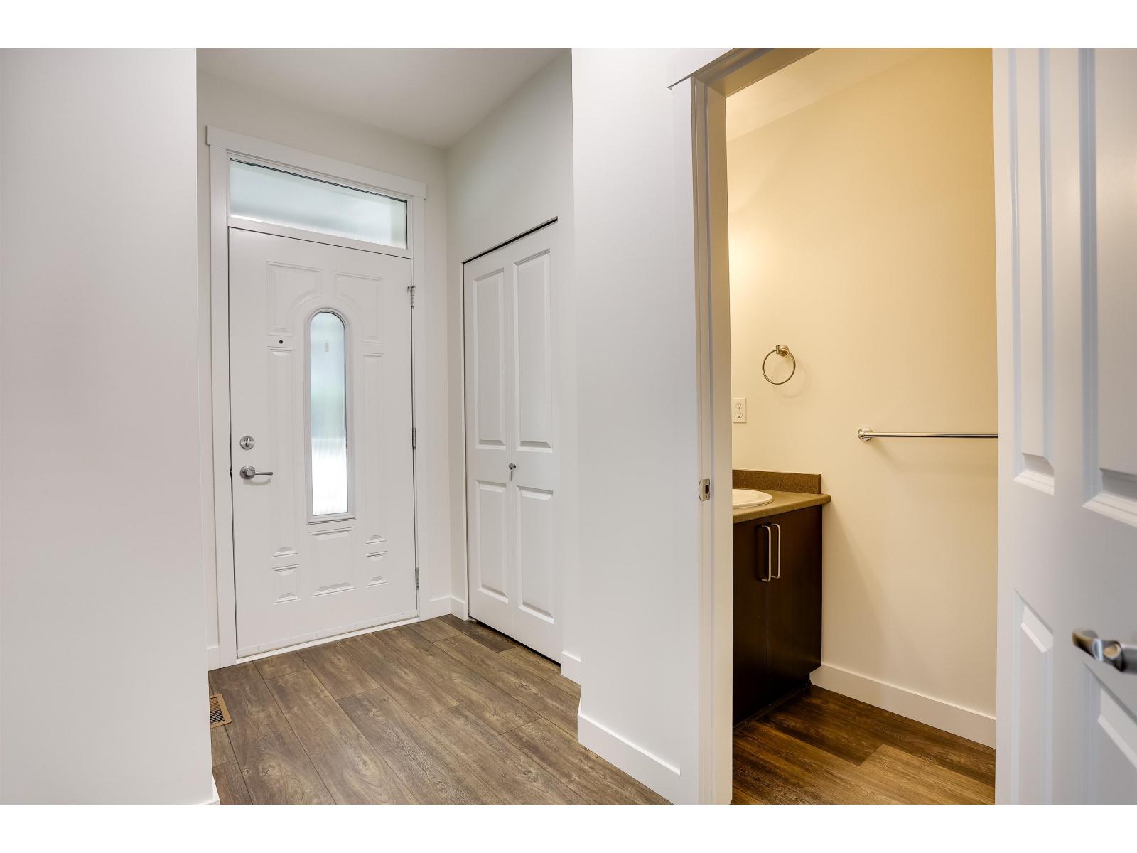 13 6575 192 Street, Surrey, British Columbia  V4N 5T8 - Photo 3 - R3168570
