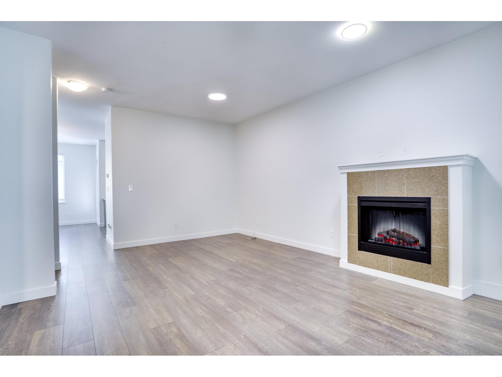 13 6575 192 Street, Surrey, British Columbia  V4N 5T8 - Photo 5 - R3168570