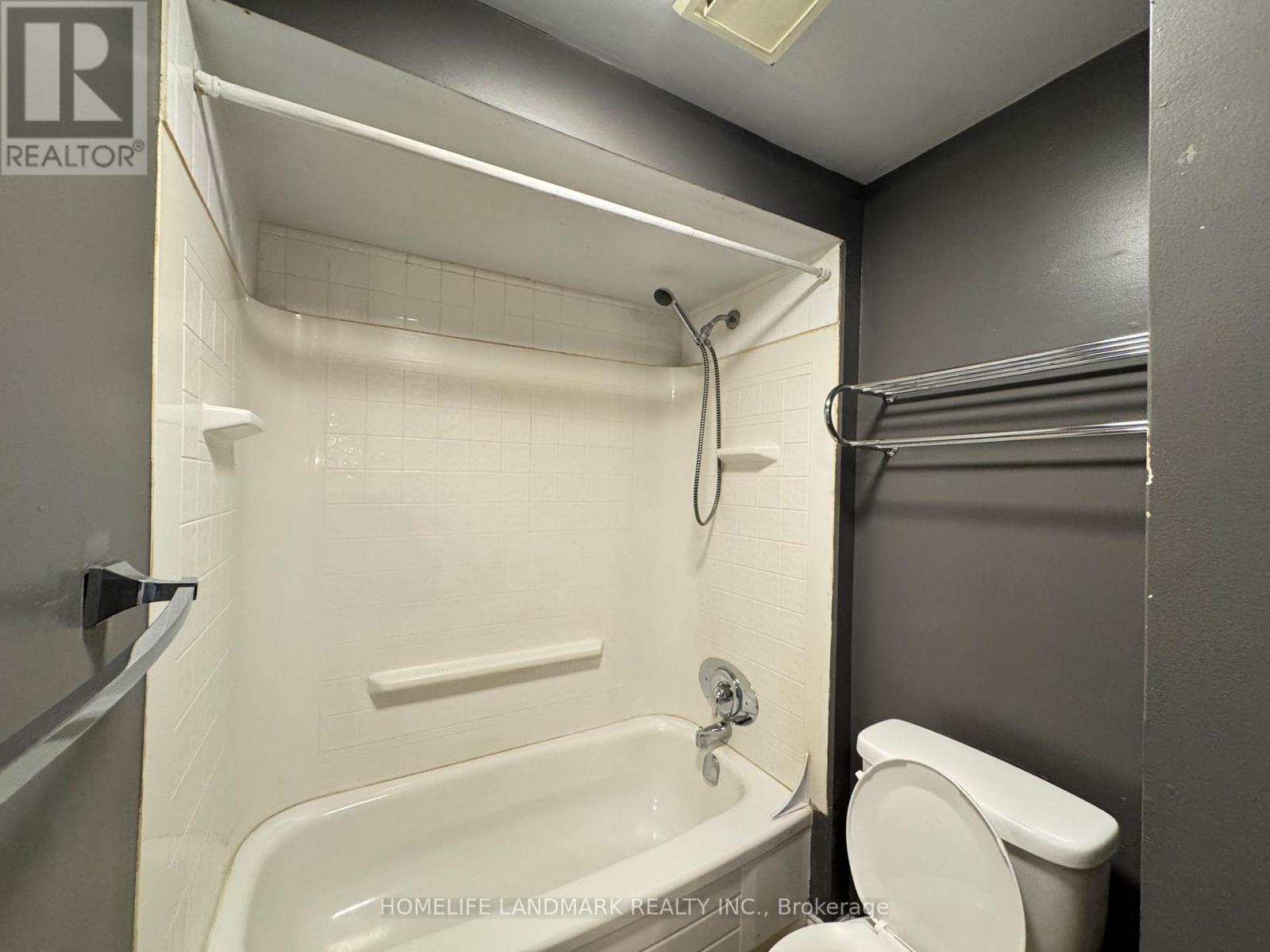 23 Wallace Drive, Barrie, Ontario  L4N 7E2 - Photo 18 - S13808392