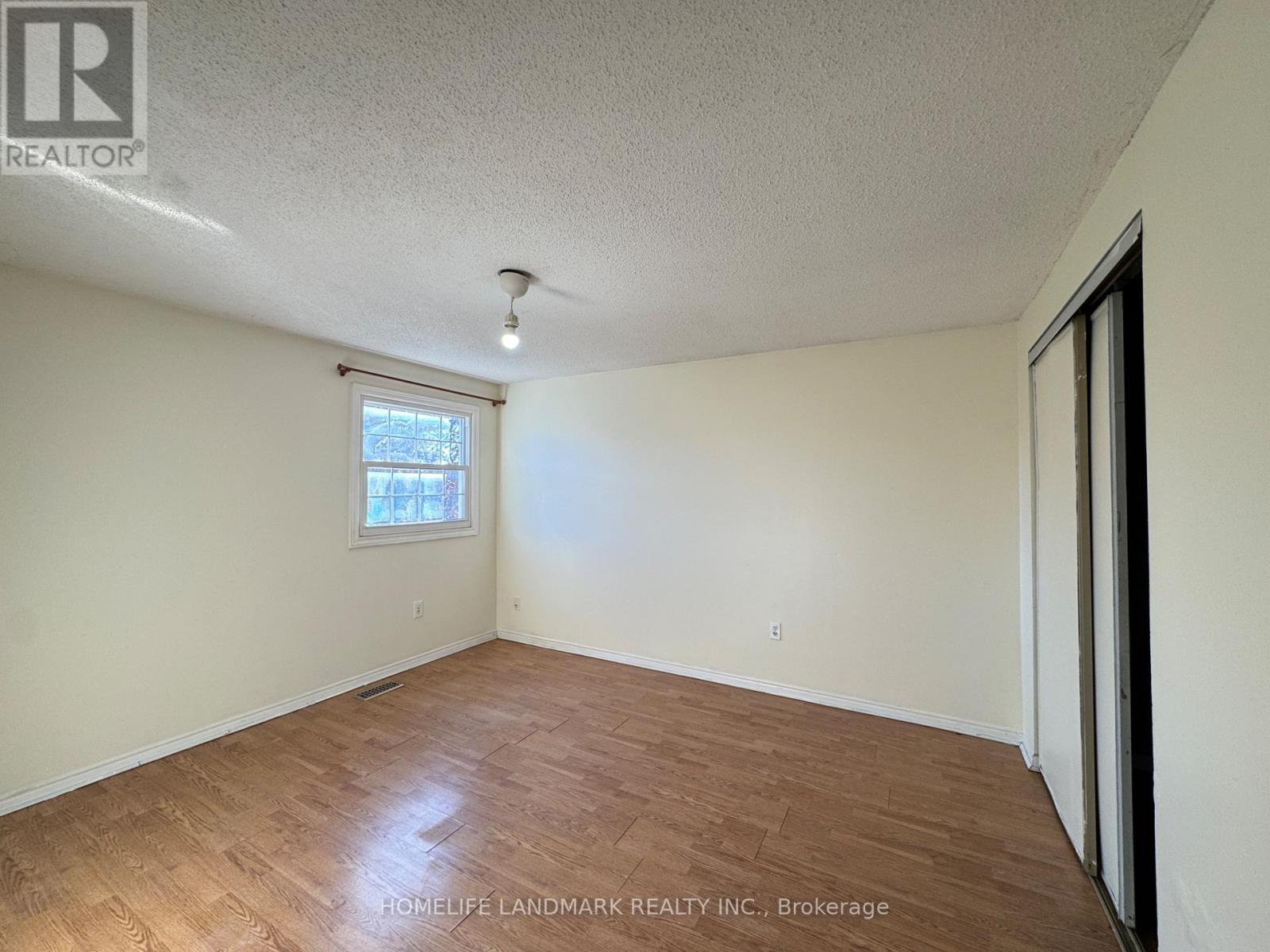 23 Wallace Drive, Barrie, Ontario  L4N 7E2 - Photo 13 - S13808392