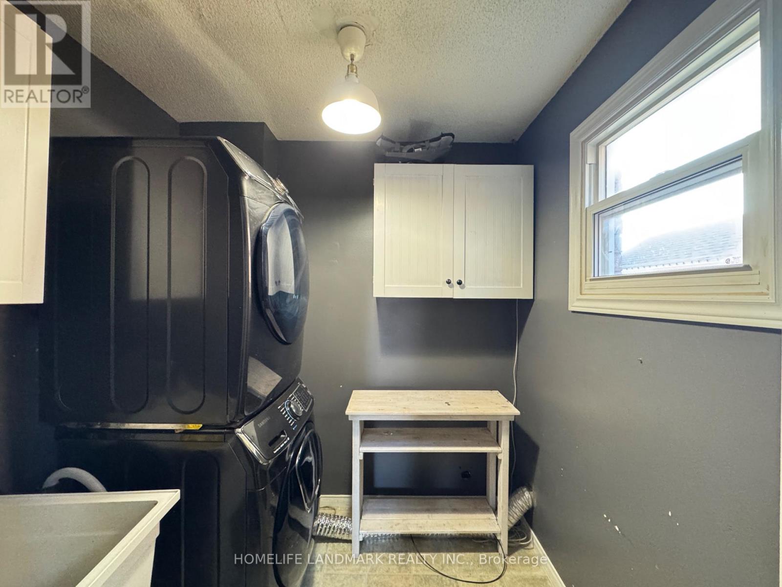 23 Wallace Drive, Barrie, Ontario  L4N 7E2 - Photo 10 - S13808392