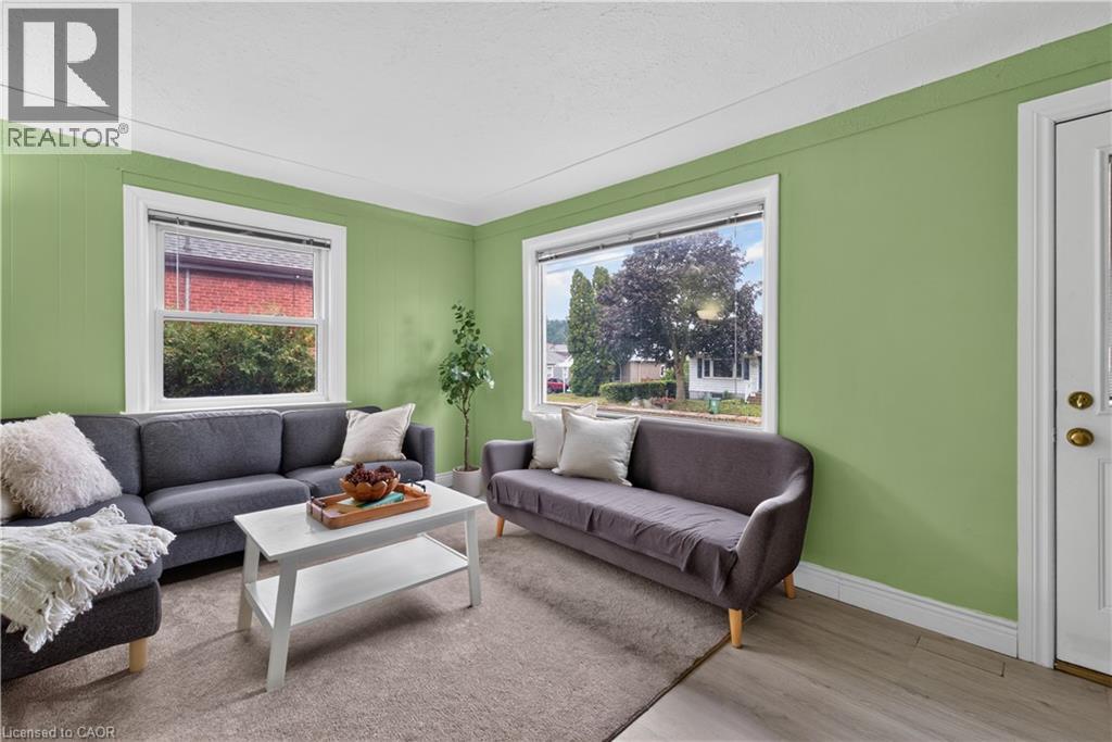 243 West 19th Street, Hamilton, Ontario  L9C 4J3 - Photo 6 - 40861040