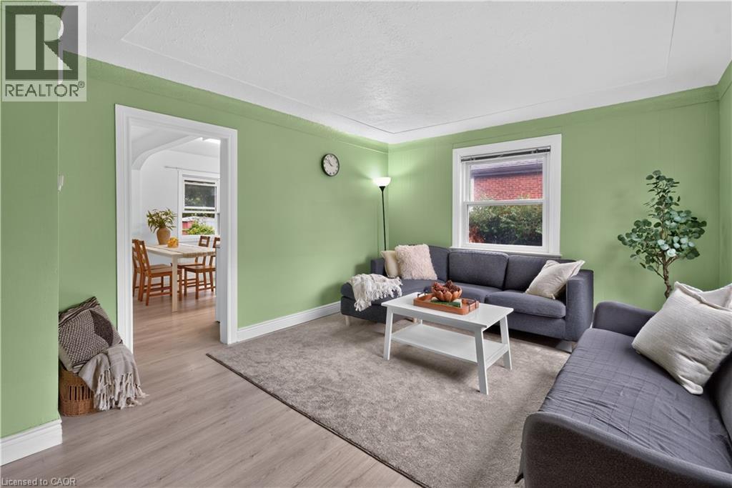 243 West 19th Street, Hamilton, Ontario  L9C 4J3 - Photo 9 - 40861040