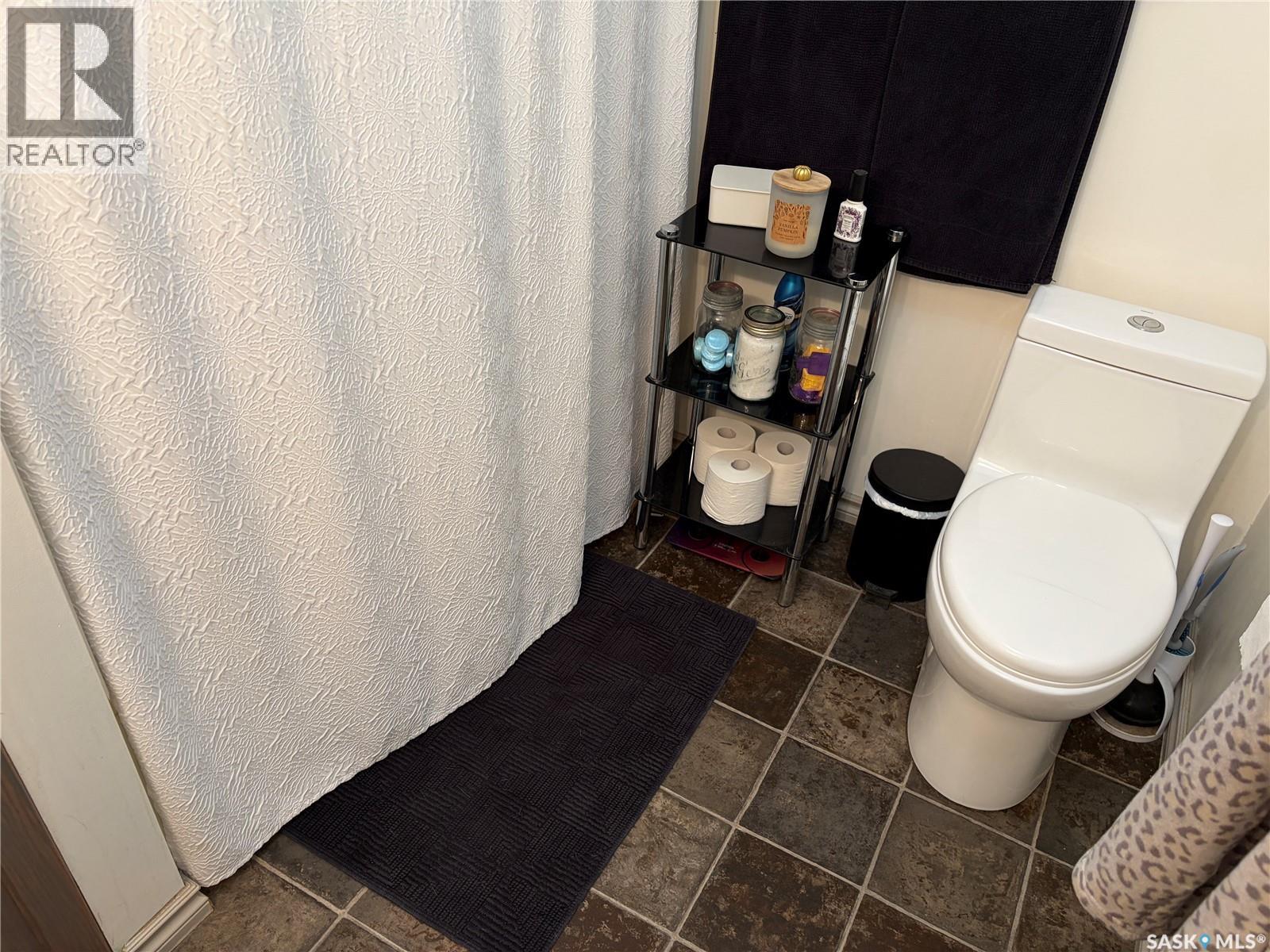 133 2nd Avenue Ne, Wadena, Saskatchewan  S0A 4J0 - Photo 15 - SK049188