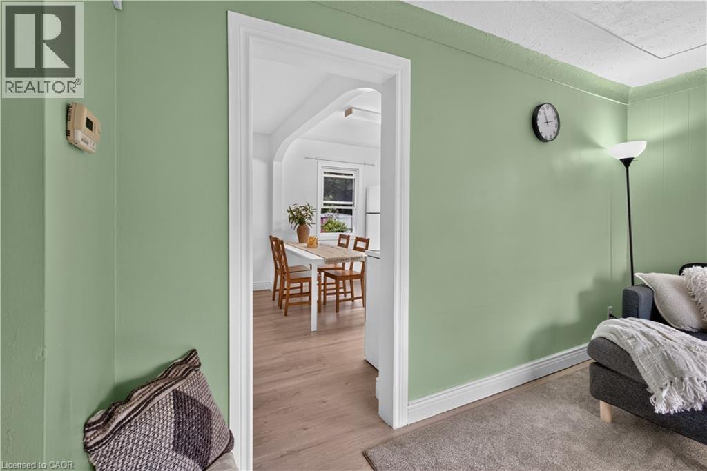 243 West 19th Street, Hamilton, Ontario  L9C 4J3 - Photo 13 - 40861040