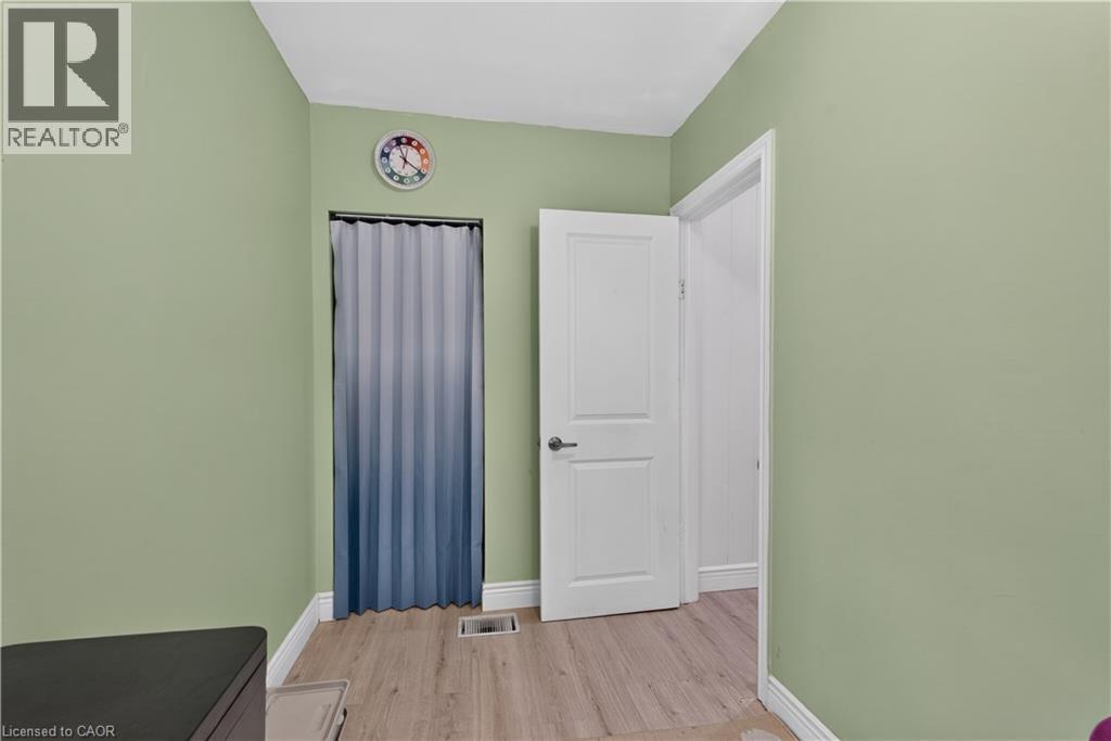 243 West 19th Street, Hamilton, Ontario  L9C 4J3 - Photo 24 - 40861040