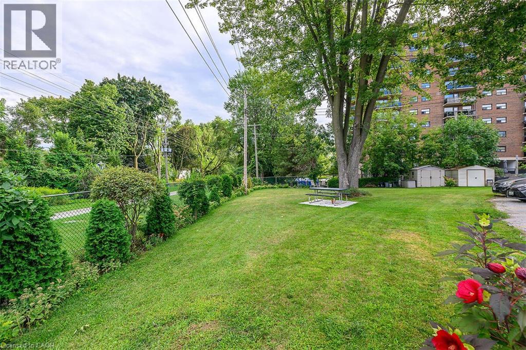 2422 New Street Unit# 9, Burlington, Ontario  L7R 1J6 - Photo 27 - 40865680