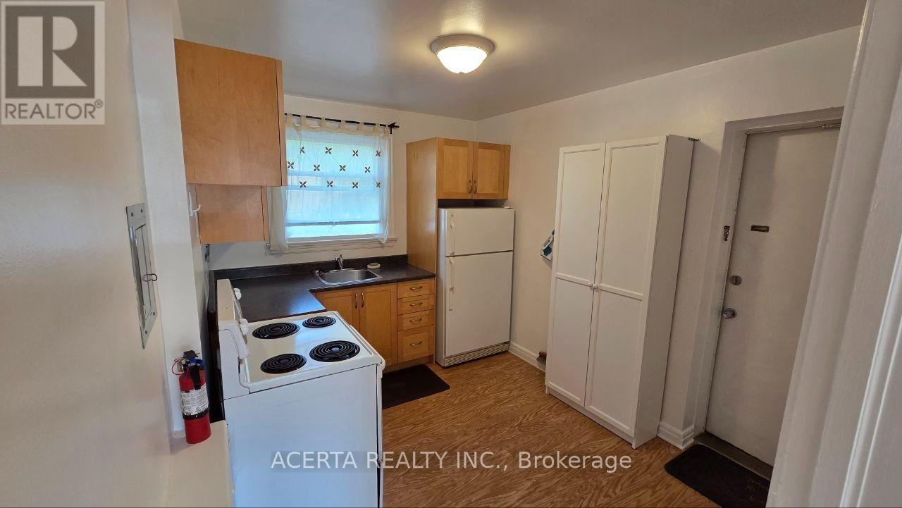 3 - 649 Cole Avenue S, Ottawa, Ontario  K2A 2B6 - Photo 7 - X13816800
