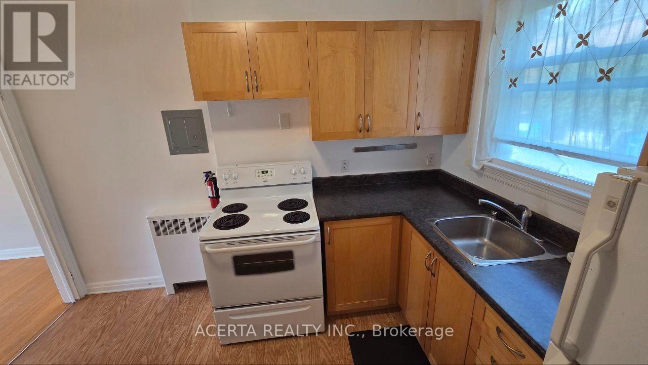 3 - 649 Cole Avenue S, Ottawa, Ontario  K2A 2B6 - Photo 9 - X13816800
