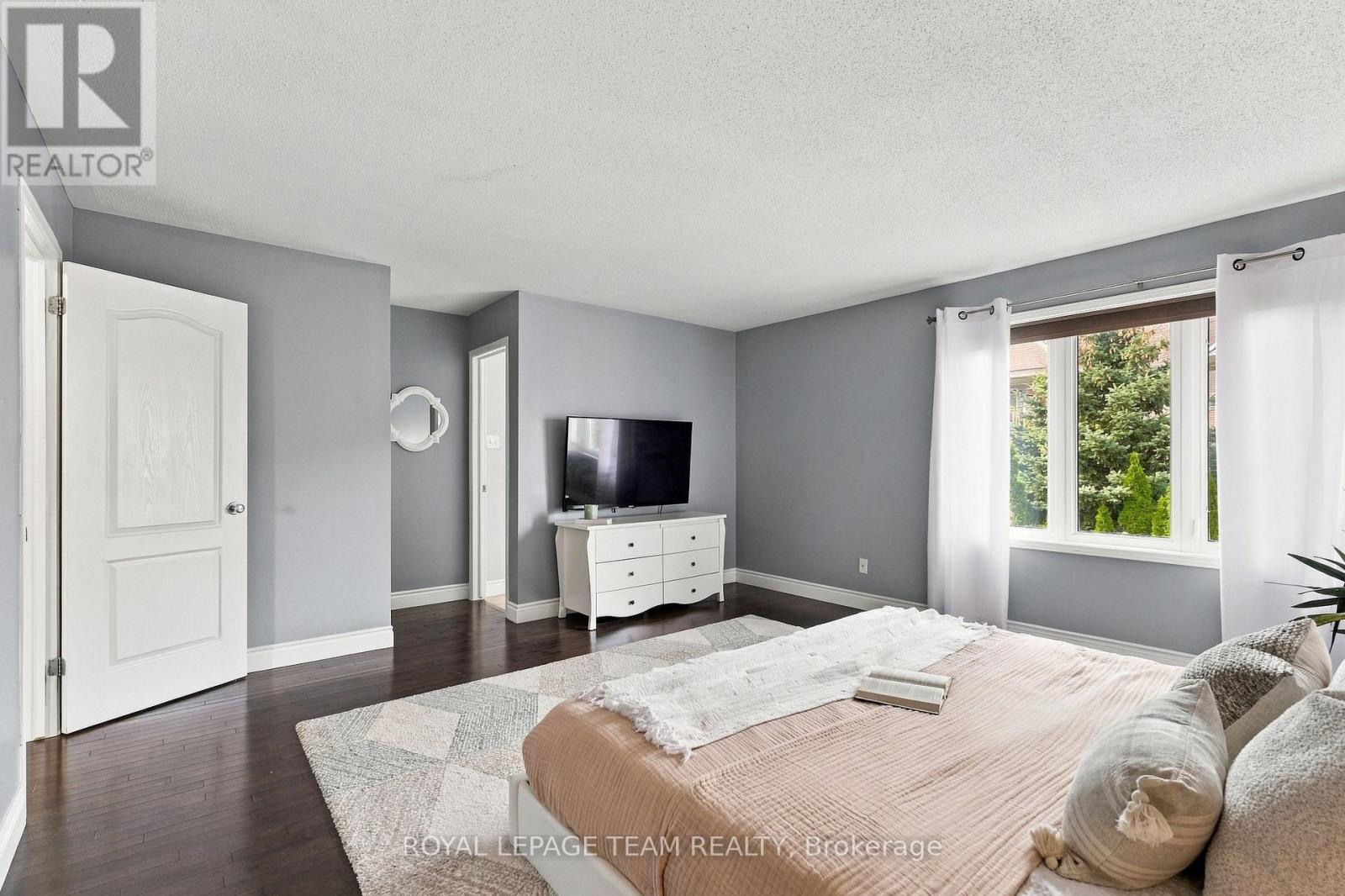 216 Sorento Street, Ottawa, Ontario  K2J 0B5 - Photo 14 - X13816806
