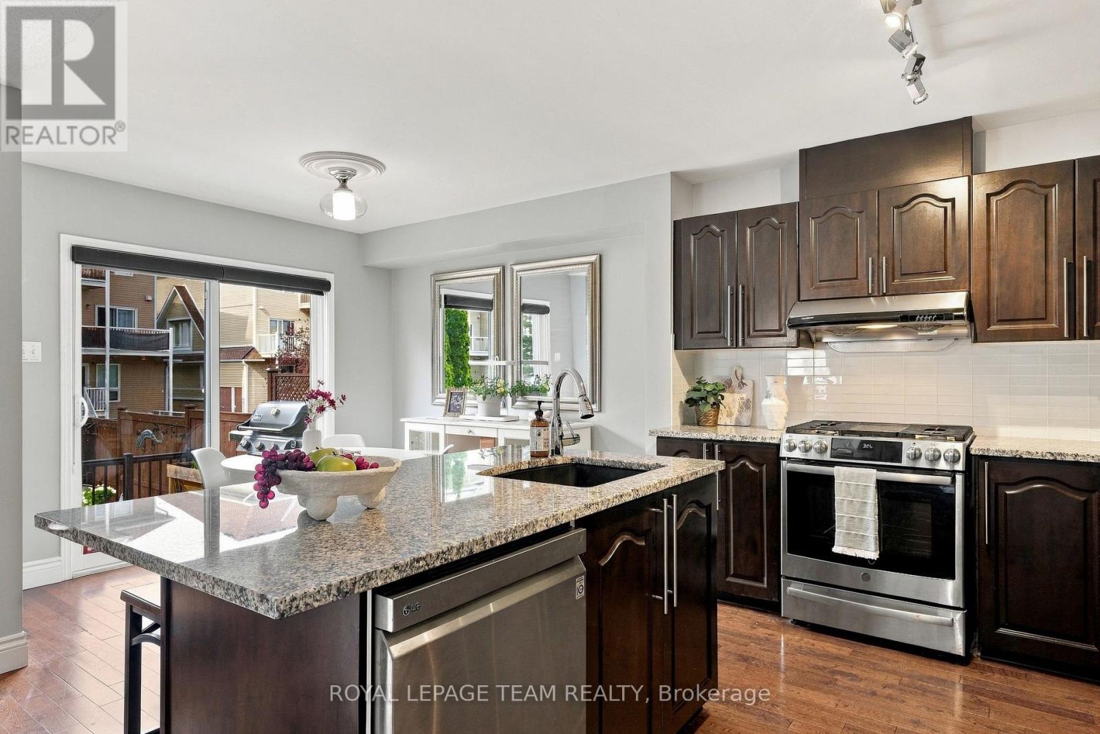 216 Sorento Street, Ottawa, Ontario  K2J 0B5 - Photo 17 - X13816806
