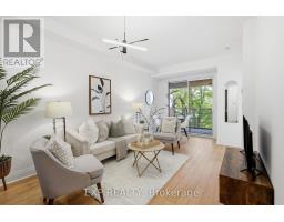 213 - 21 CLAIRTRELL ROAD, Toronto, Ontario