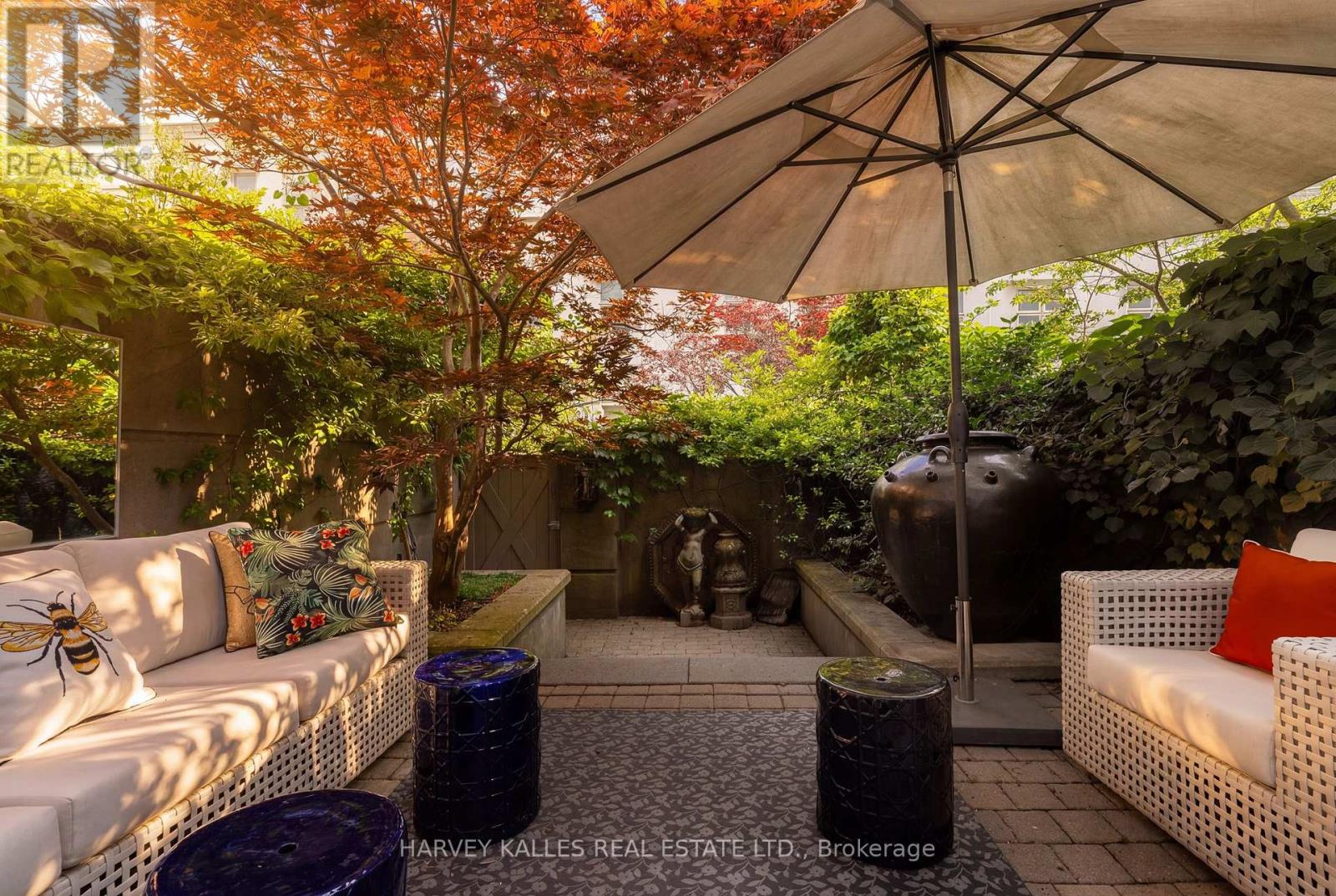 21 - 260 Russell Hill Road, Toronto, Ontario  M4V 2T3 - Photo 3 - C13816794
