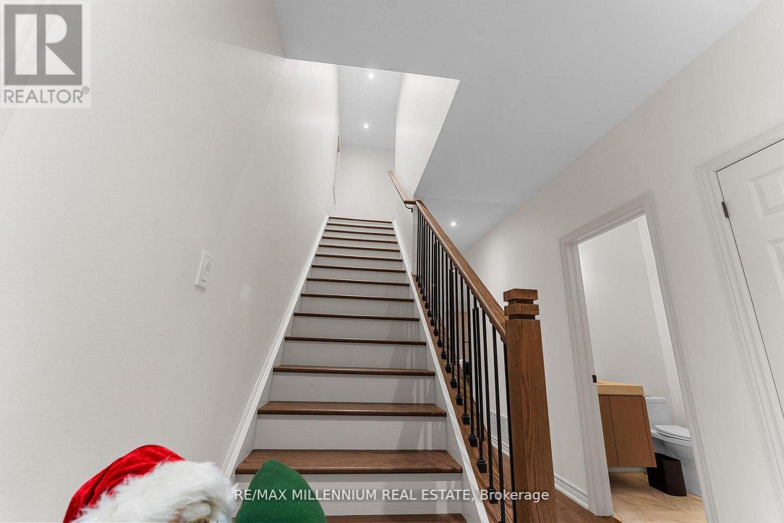 264 Patterson Street, New Tecumseth, Ontario  L0G 1A0 - Photo 15 - N13816776