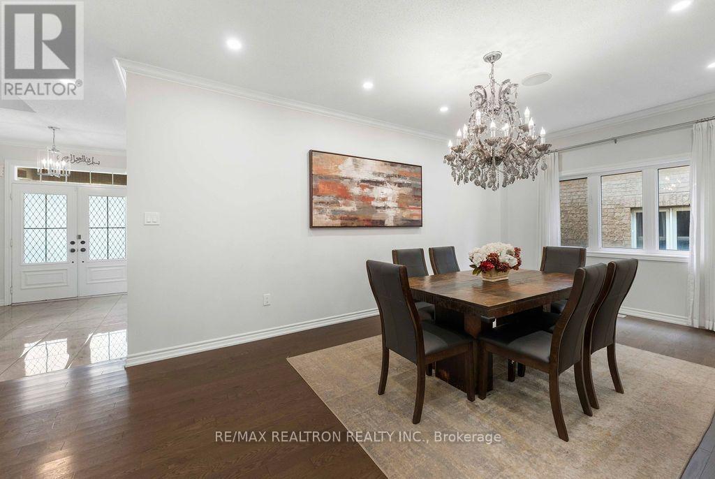 34 Vivian Creek Road, East Gwillimbury, Ontario  L0G 1M0 - Photo 11 - N13816804