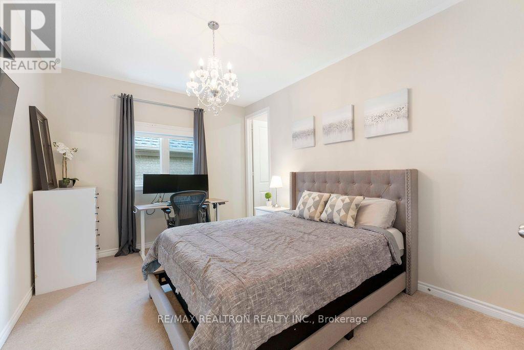 34 Vivian Creek Road, East Gwillimbury, Ontario  L0G 1M0 - Photo 34 - N13816804