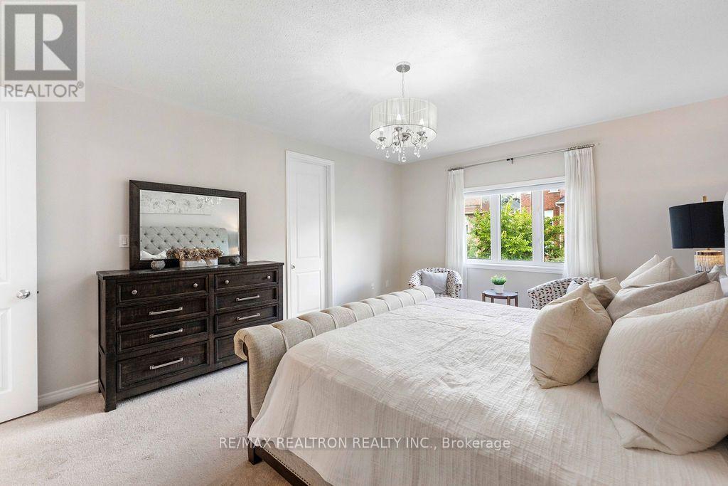 34 Vivian Creek Road, East Gwillimbury, Ontario  L0G 1M0 - Photo 37 - N13816804