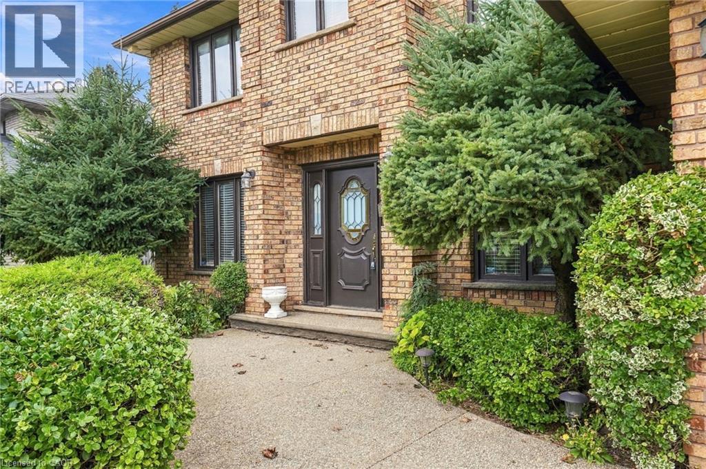 4 Nellida Crescent, Hamilton, Ontario  L9C 7P8 - Photo 4 - 40865751