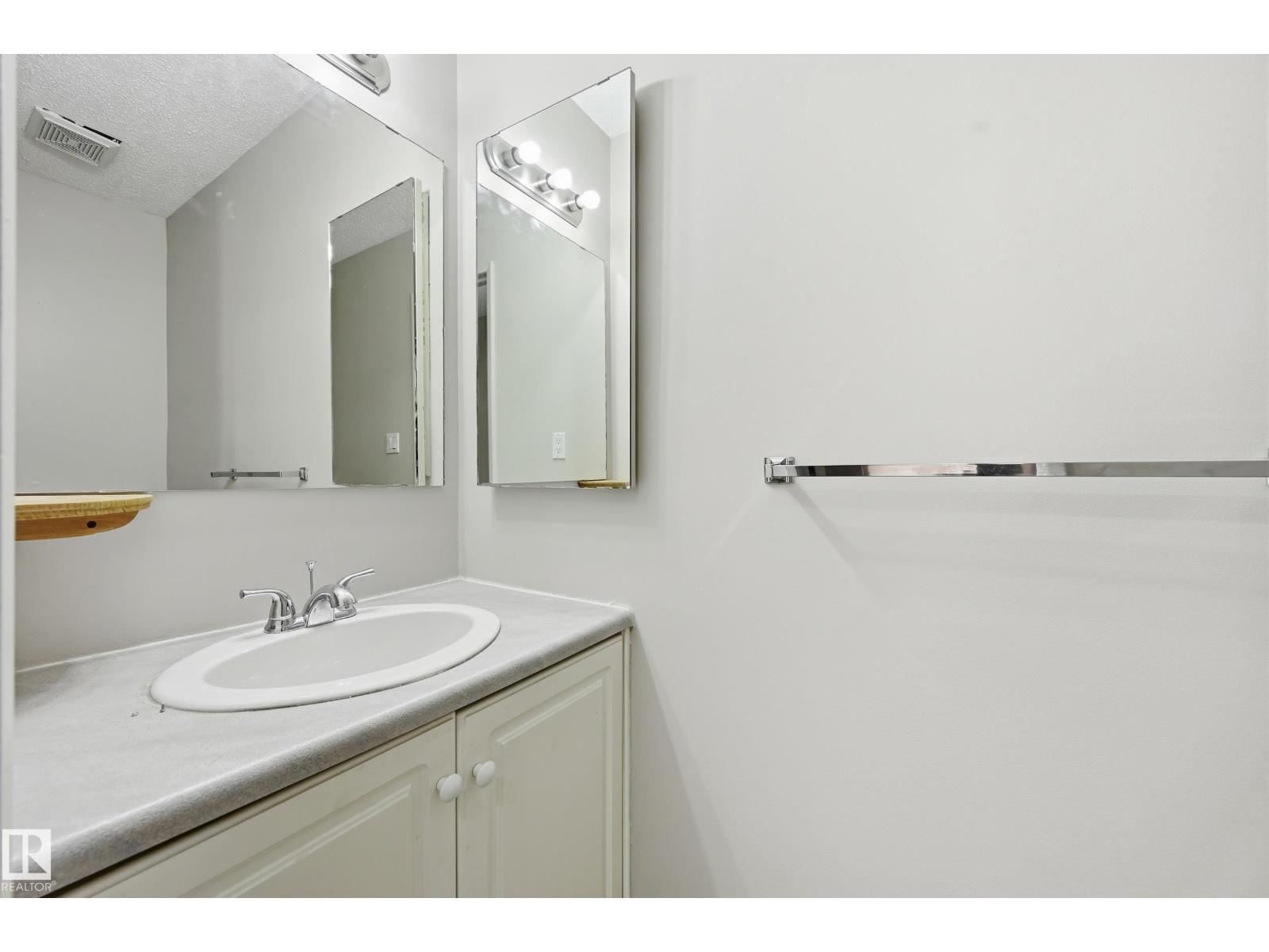 13210 39a St Nw, Edmonton, Alberta  T5A 3J5 - Photo 11 - E4509916