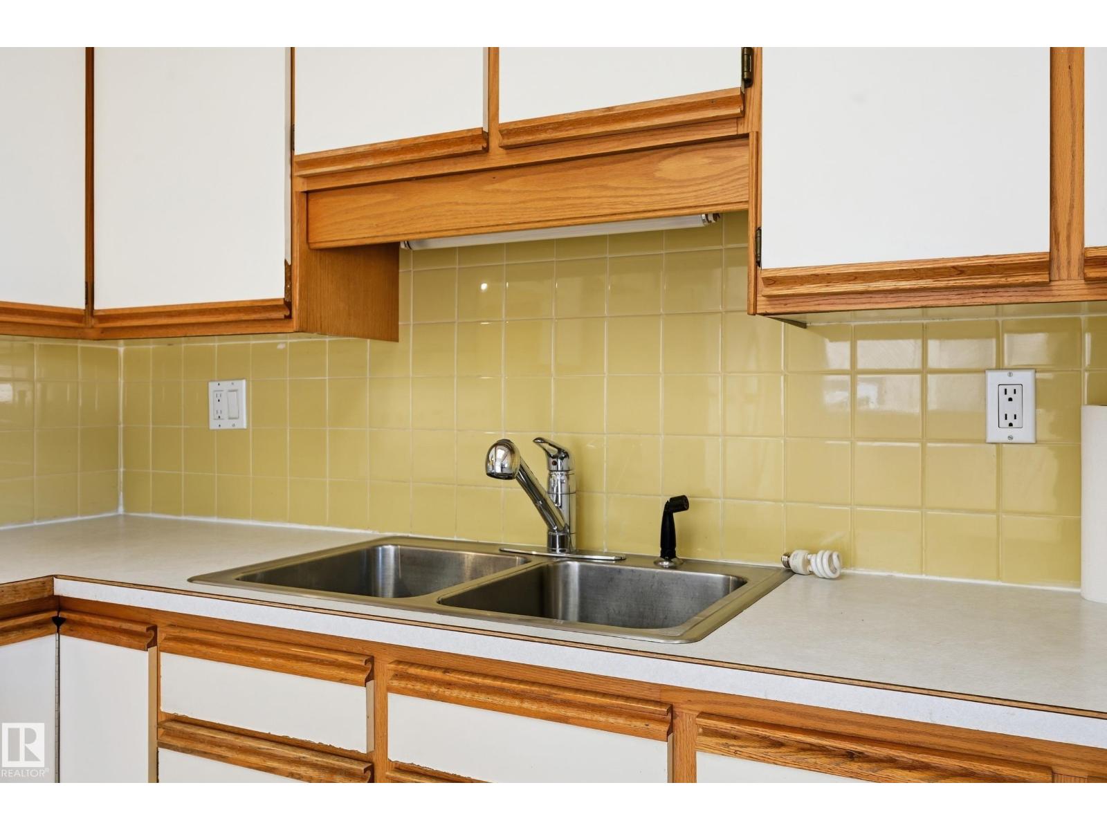 13210 39a St Nw, Edmonton, Alberta  T5A 3J5 - Photo 5 - E4509916