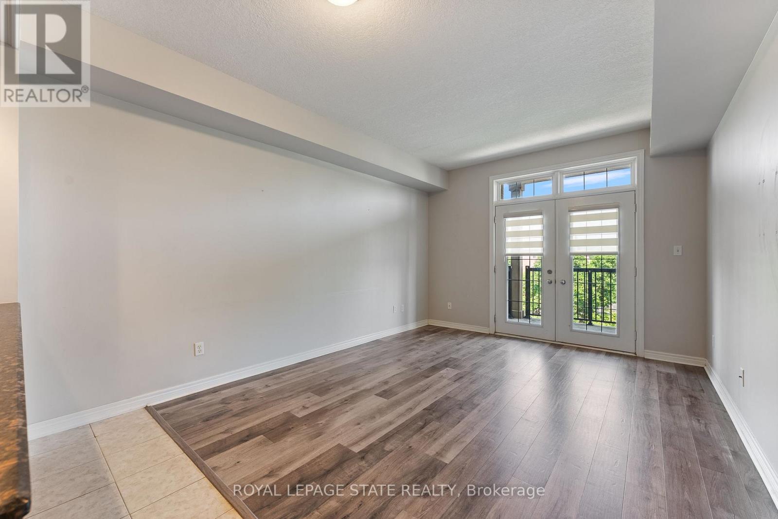 396 Plains Road E, Burlington, Ontario  L7T 2C8 - Photo 16 - W13816818