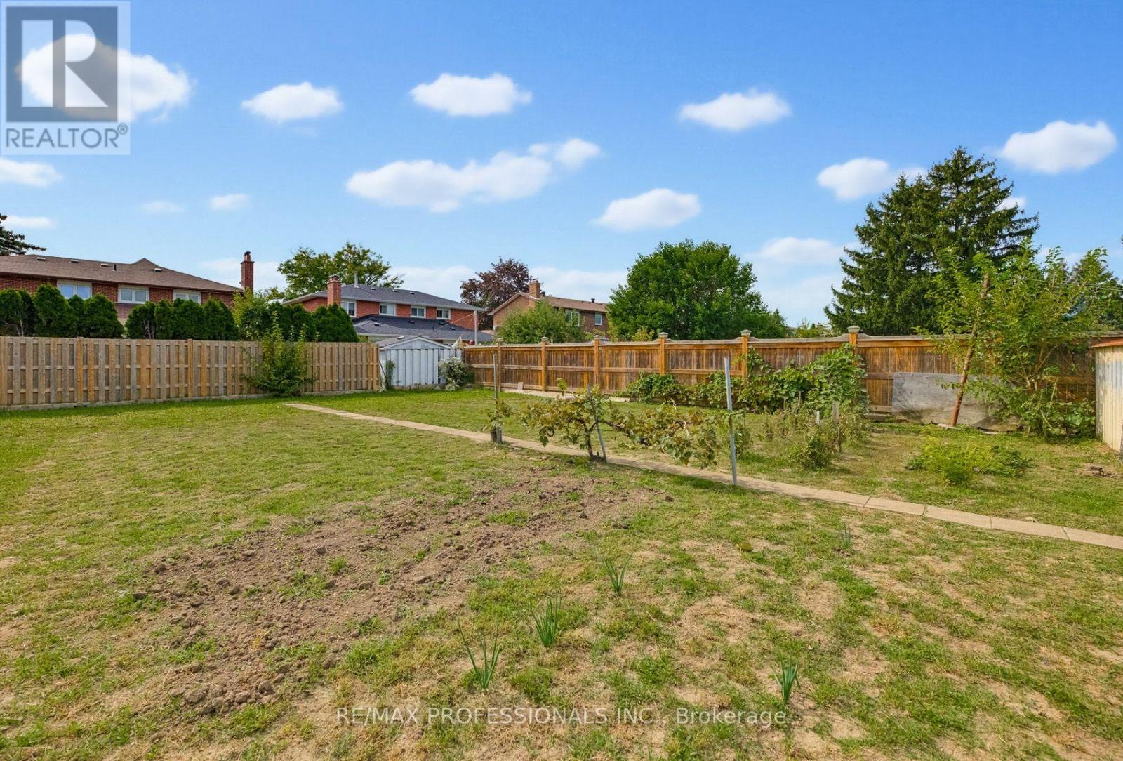 4038 Wilcox Road, Mississauga, Ontario  L4Z 1B7 - Photo 18 - W13816828
