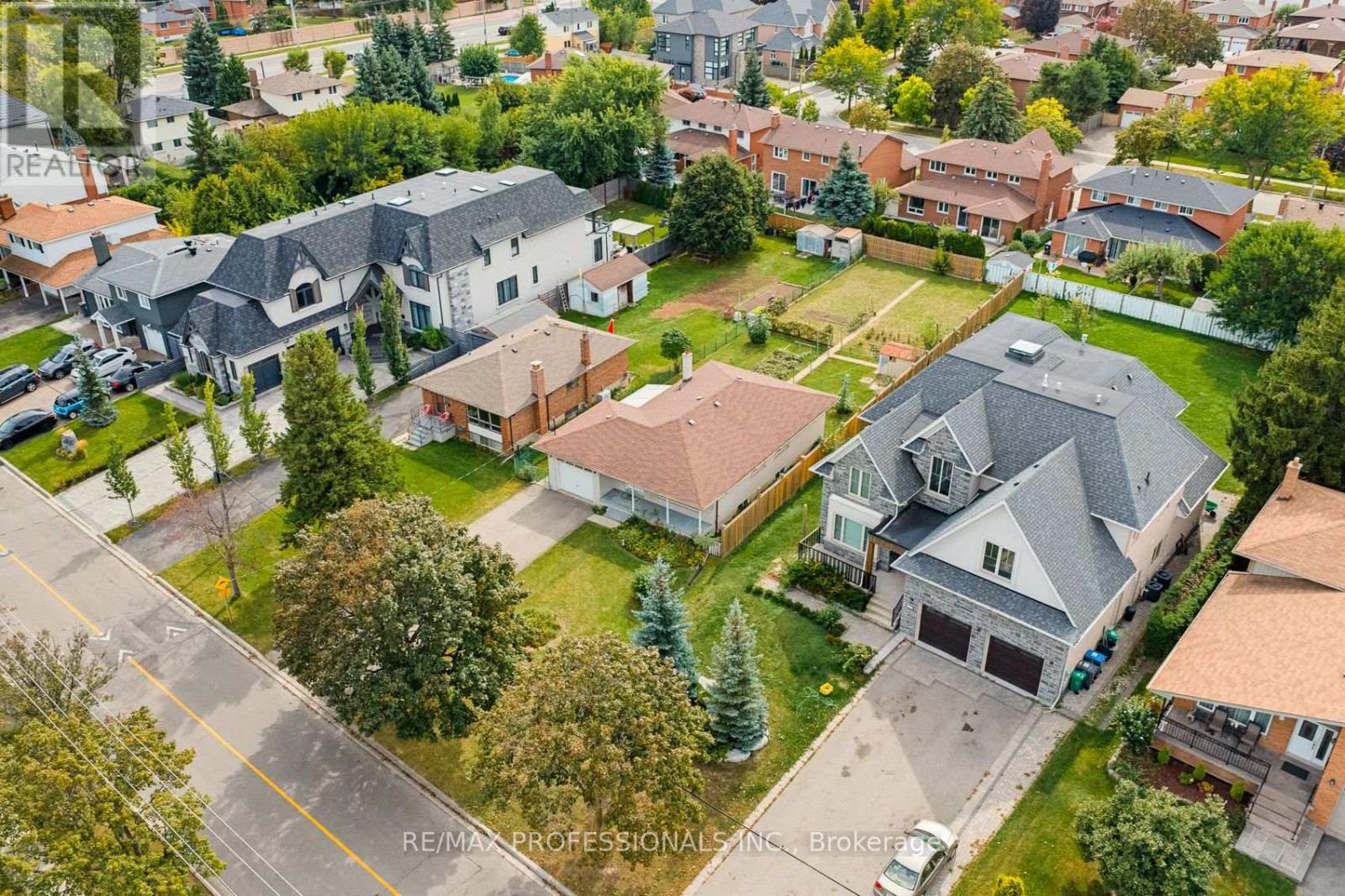 4038 Wilcox Road, Mississauga, Ontario  L4Z 1B7 - Photo 21 - W13816828