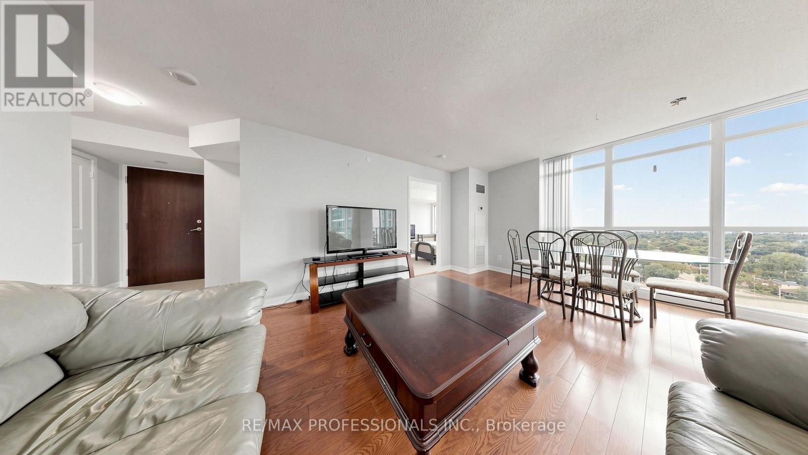 1710 - 205 Sherway Gardens Road, Toronto, Ontario  M9C 0A5 - Photo 15 - W13816832