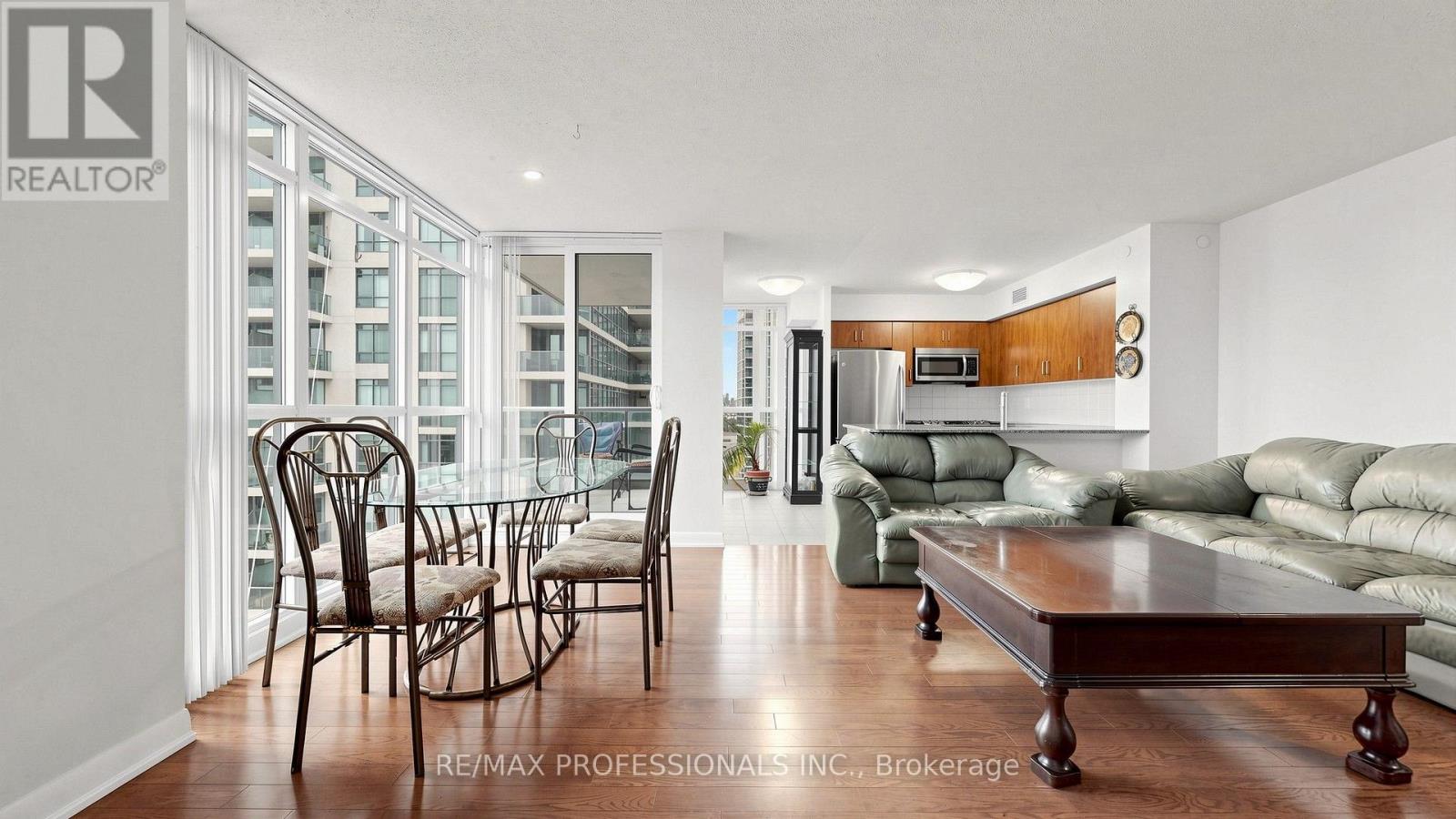 1710 - 205 Sherway Gardens Road, Toronto, Ontario  M9C 0A5 - Photo 18 - W13816832