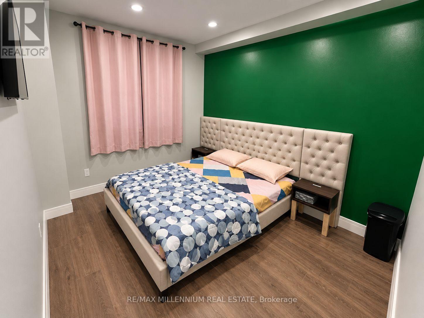 13 Bechtel Street, Cambridge, Ontario  N3C 1Z7 - Photo 3 - X13816812