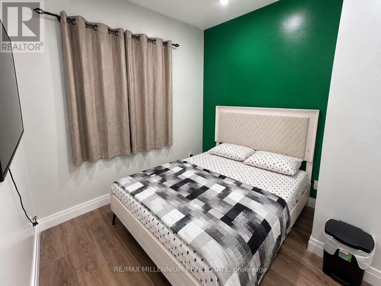13 Bechtel Street, Cambridge, Ontario  N3C 1Z7 - Photo 8 - X13816812