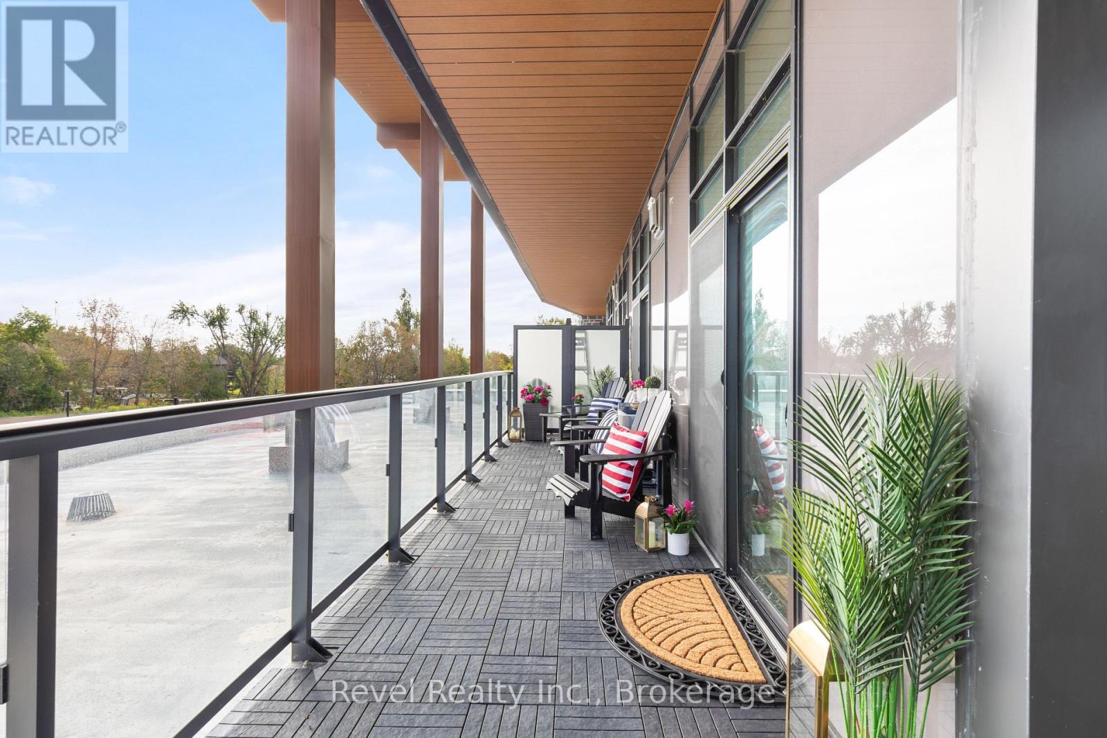 Exterior Balcony Off Living Area