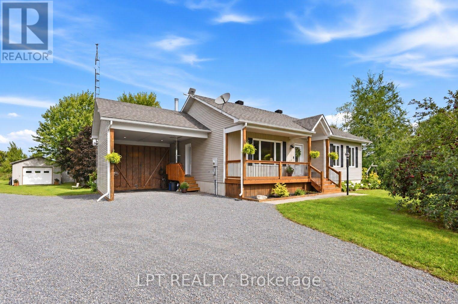 20375 Dunvegan Road E, North Glengarry, Ontario