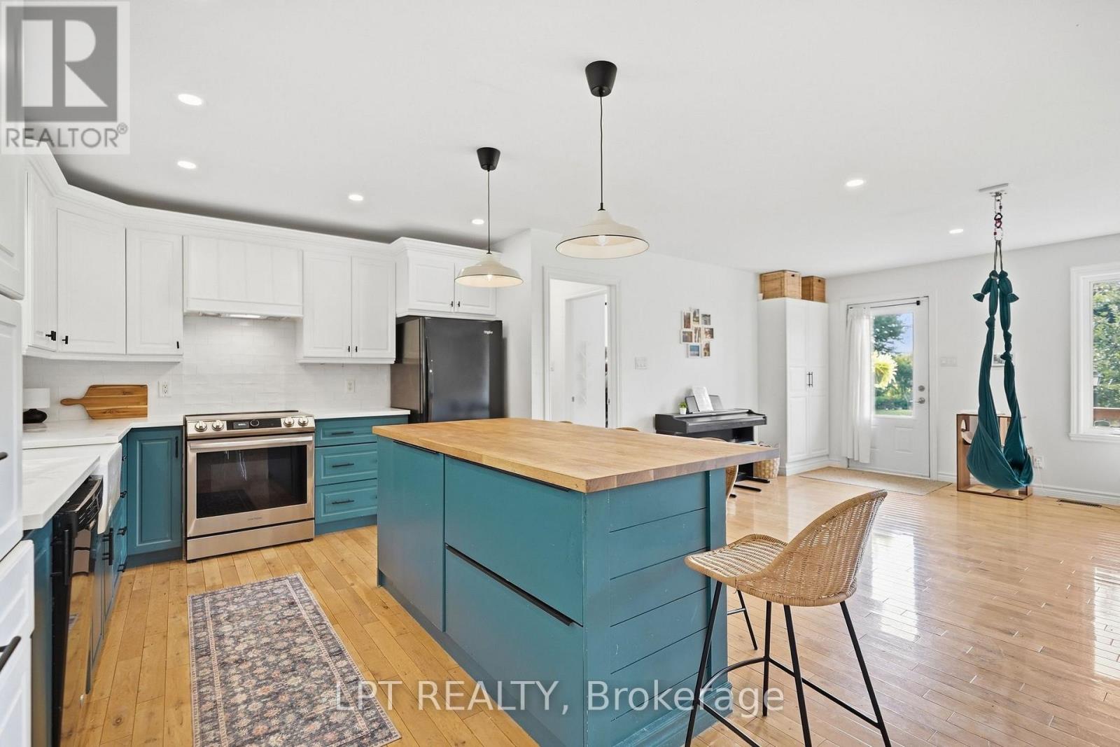 20375 Dunvegan Road E, North Glengarry, Ontario  K0B 1E0 - Photo 11 - X13816878