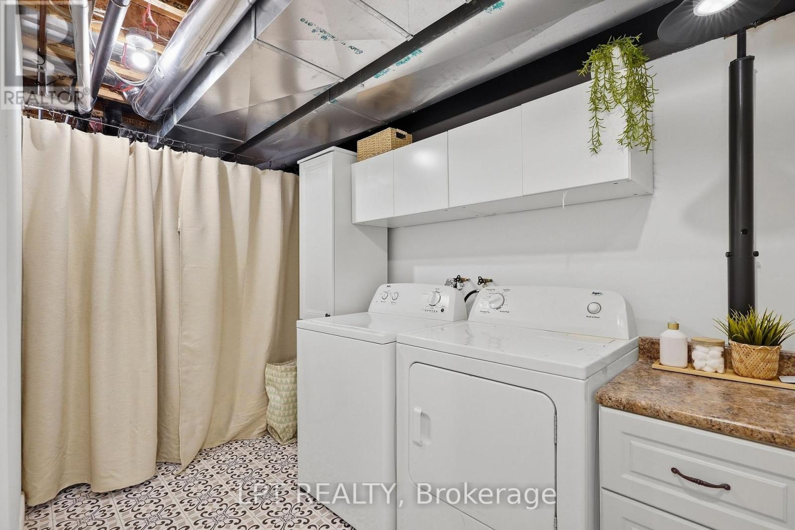 20375 Dunvegan Road E, North Glengarry, Ontario  K0B 1E0 - Photo 27 - X13816878