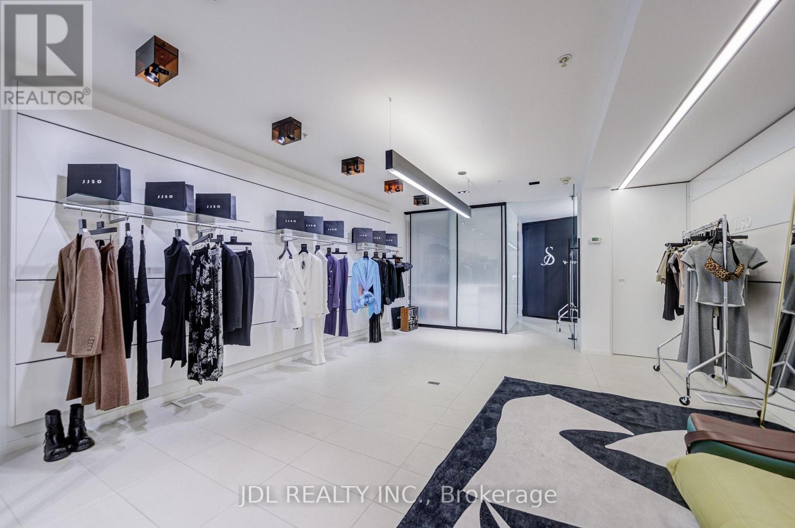 301 Davenport Road, Toronto, Ontario  M5R 1K5 - Photo 12 - C13816862