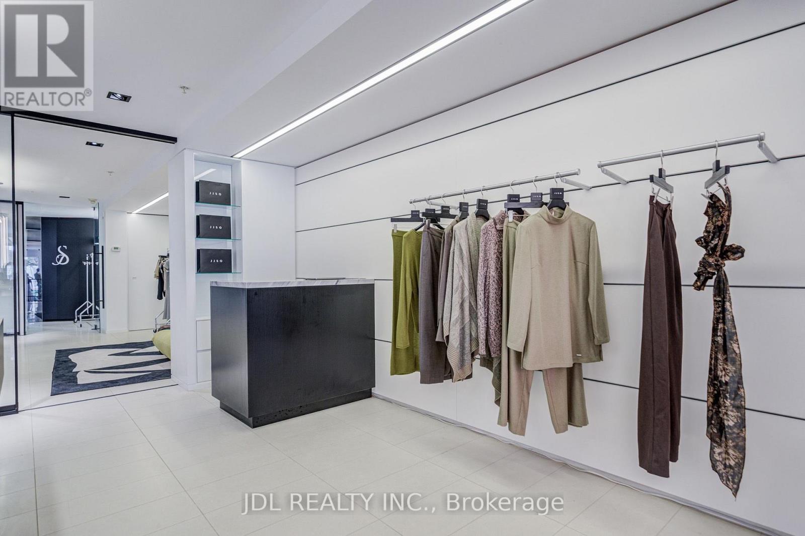 301 Davenport Road, Toronto, Ontario  M5R 1K5 - Photo 19 - C13816862