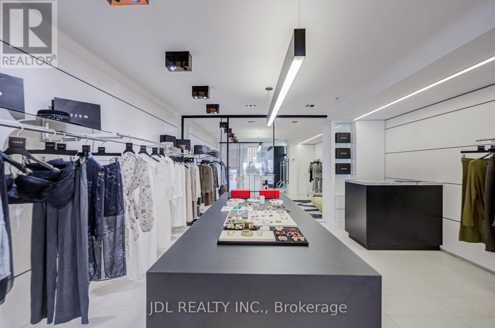 301 Davenport Road, Toronto, Ontario  M5R 1K5 - Photo 5 - C13816862