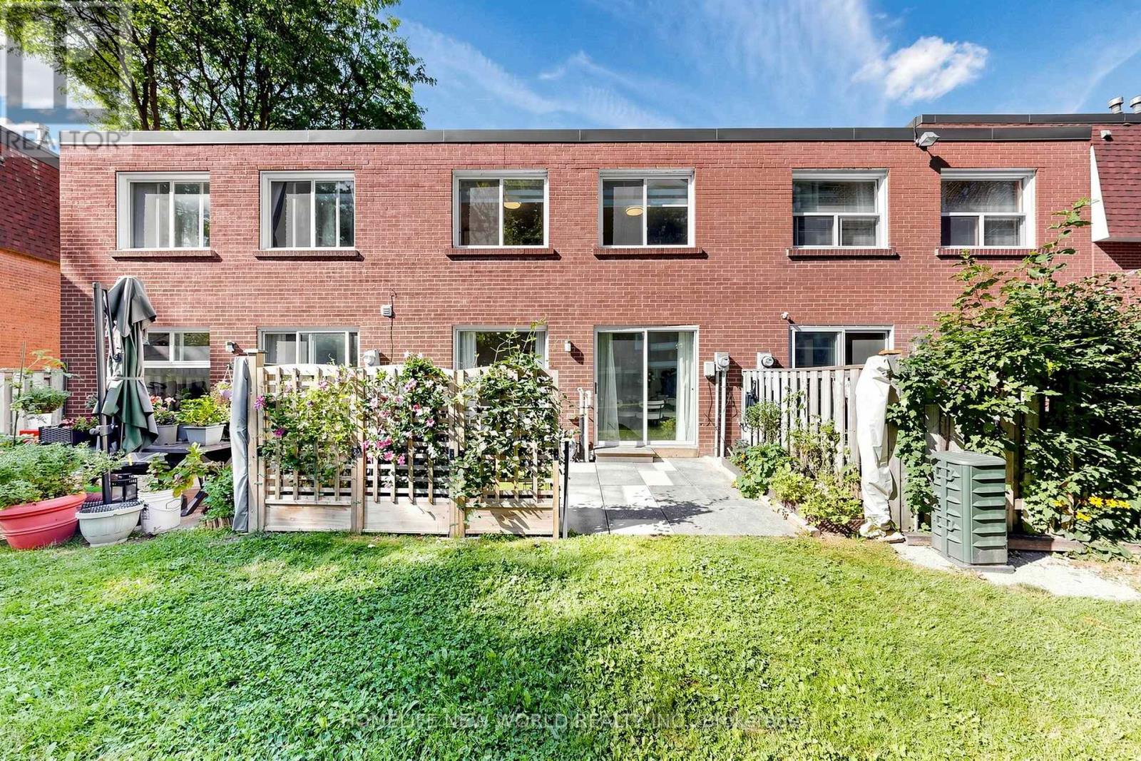 49 - 100 Bridletowne Circle, Toronto, Ontario  M1W 2G8 - Photo 50 - E13816872